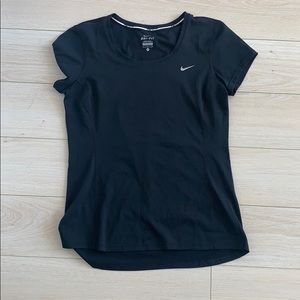 Nike women’s dri fit T-shirt in black size medium